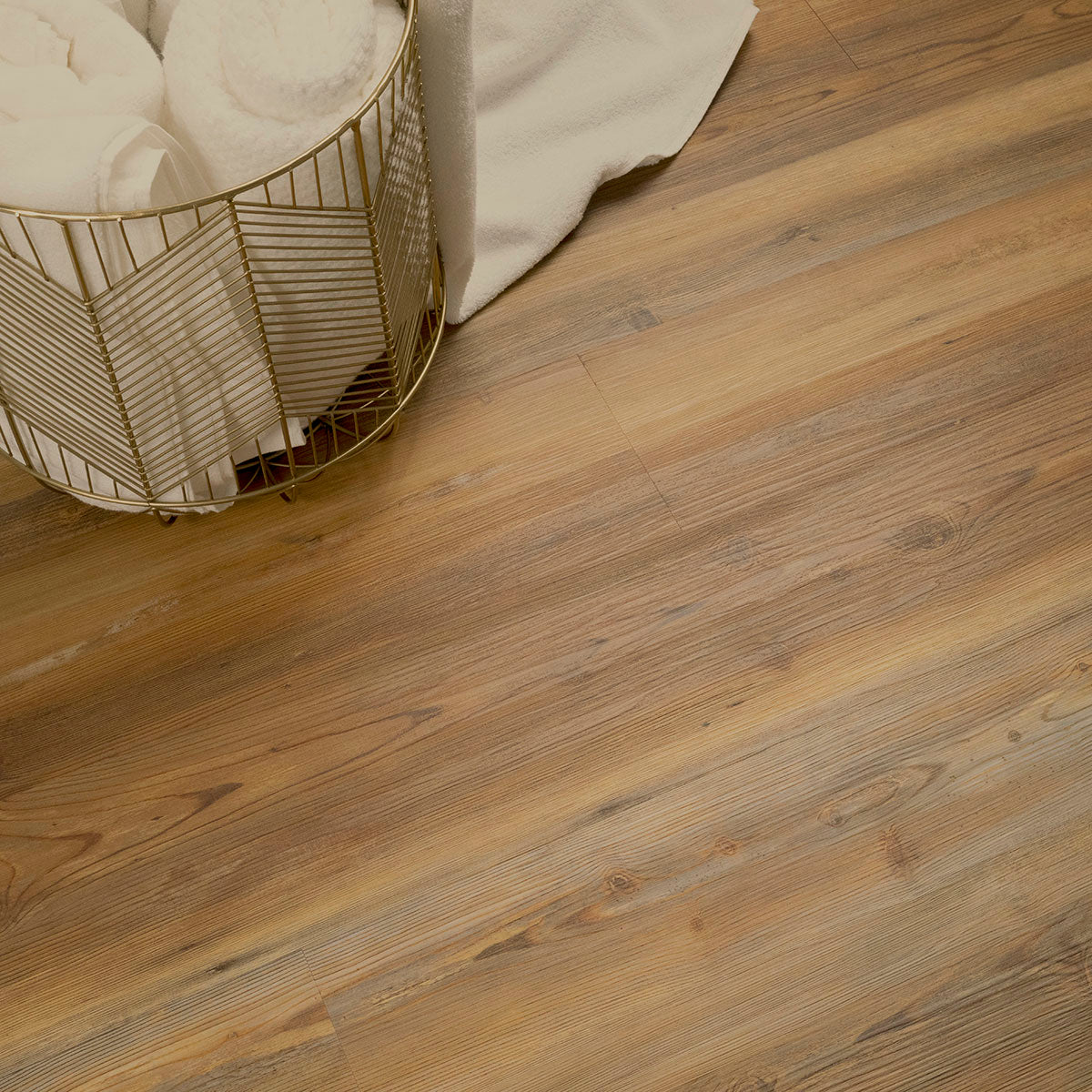 Cyrus 2.0 Barnstorm 7x48 Luxury Vinyl Tile