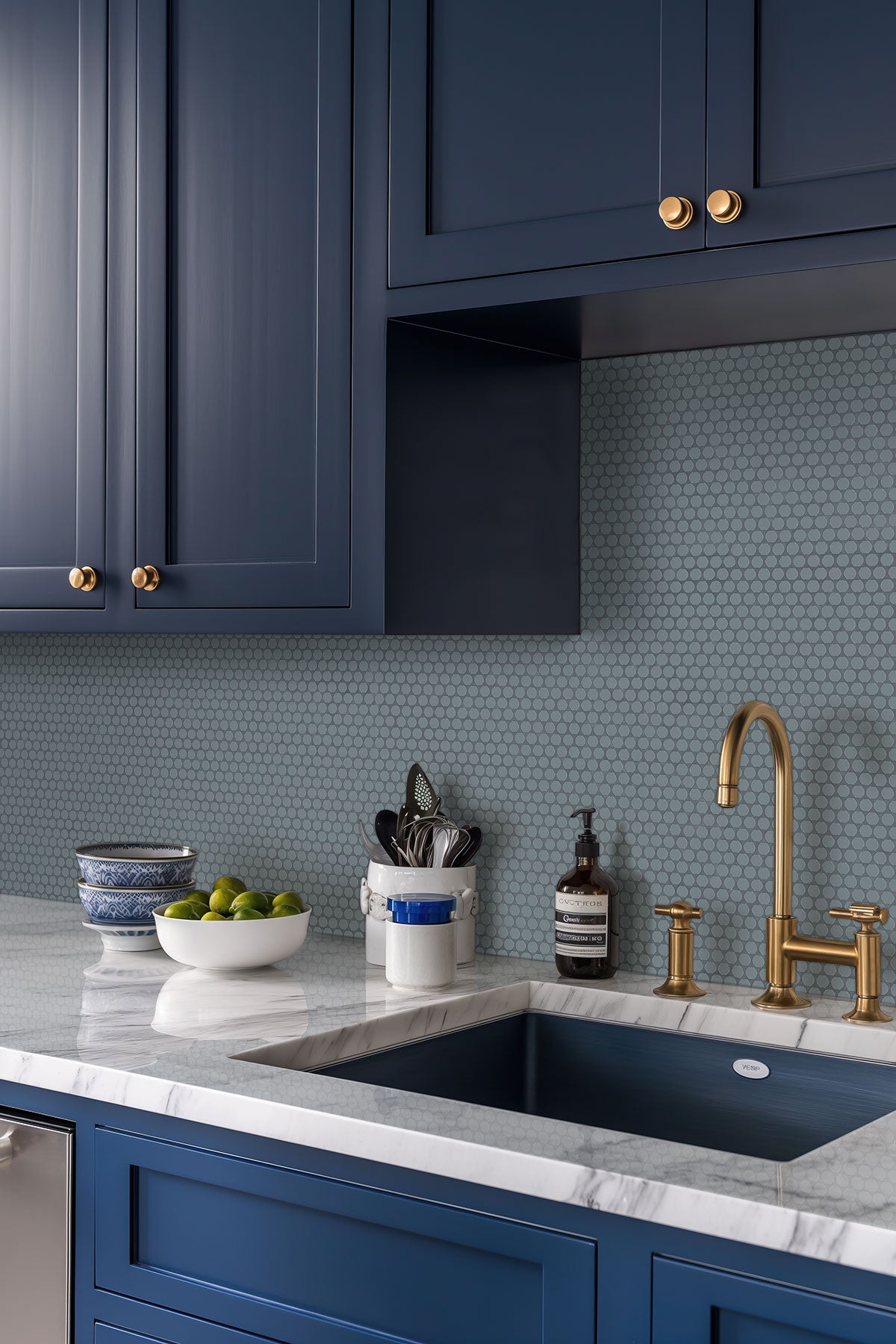 Cielo Azul Penny Round 11X12 Glossy Porcelain Mosaic Floor Wall Tile