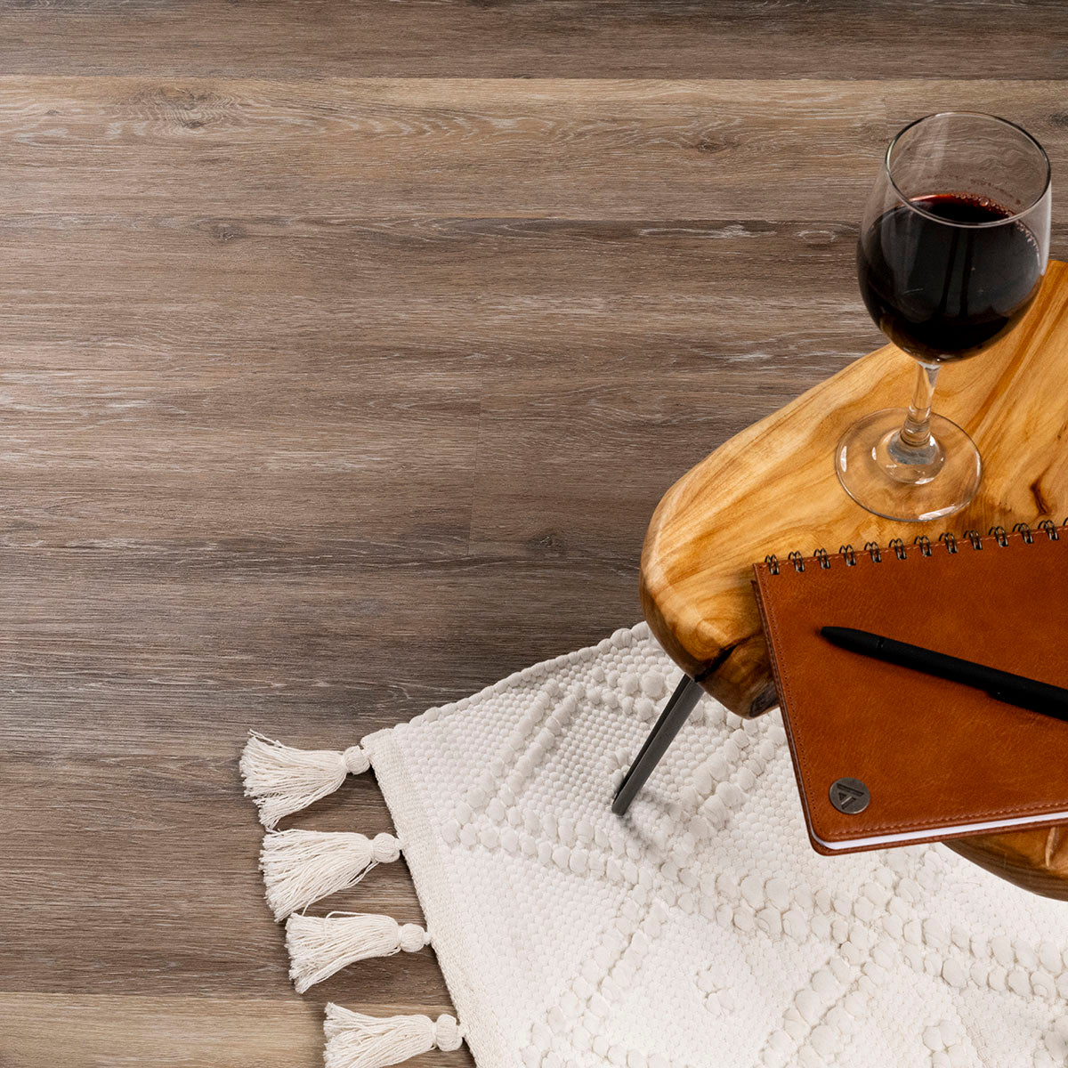 Cyrus 2.0 Dulles Tails 7x48 Luxury Vinyl Tile