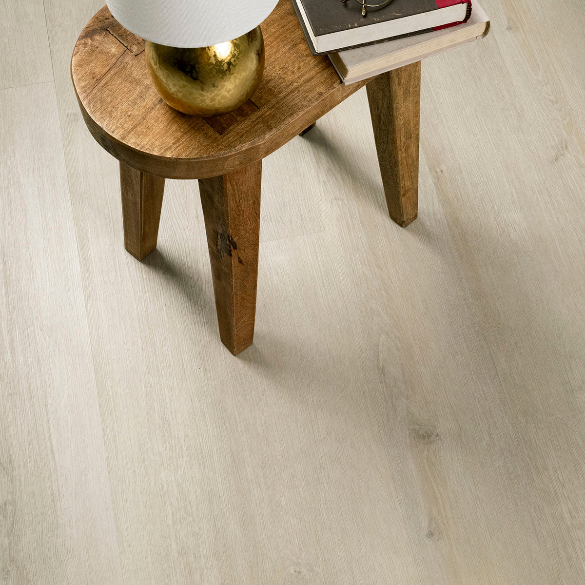 Cyrus 2.0 Honey Bella Oak 7x48 Luxury Vinyl Tile